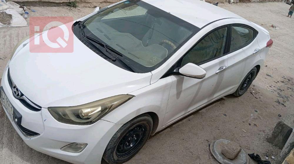 هیوندای ئەلەنترا